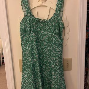 Super cute green sundress